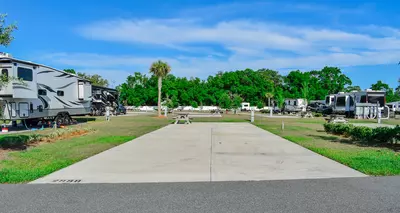 Deluxe Site CR 107