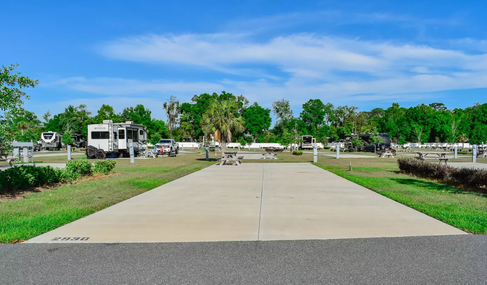 Deluxe Site CR 114