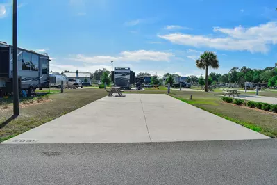 Deluxe Site CR 130