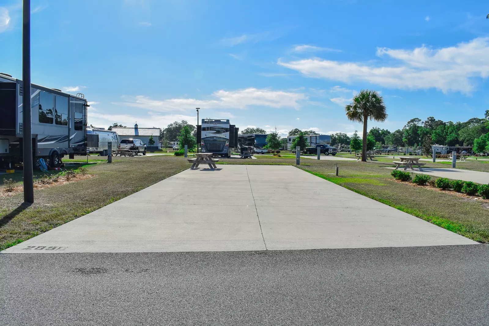 Deluxe Site CR 130