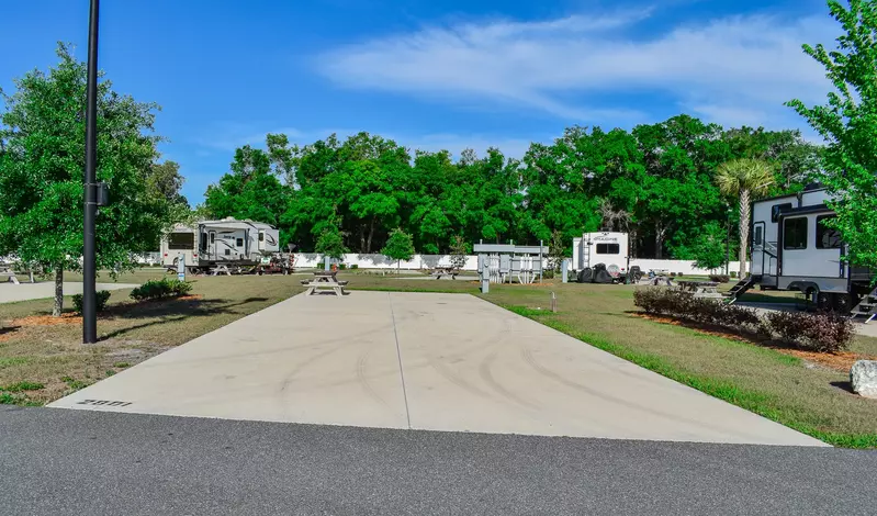 Deluxe Site CR 146