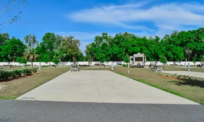 Deluxe Site CR 148