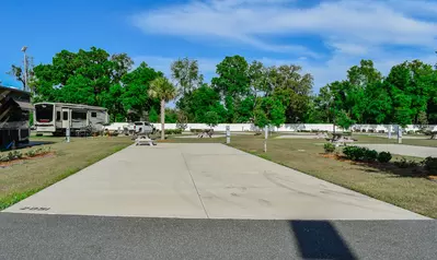 Deluxe Site CR 151