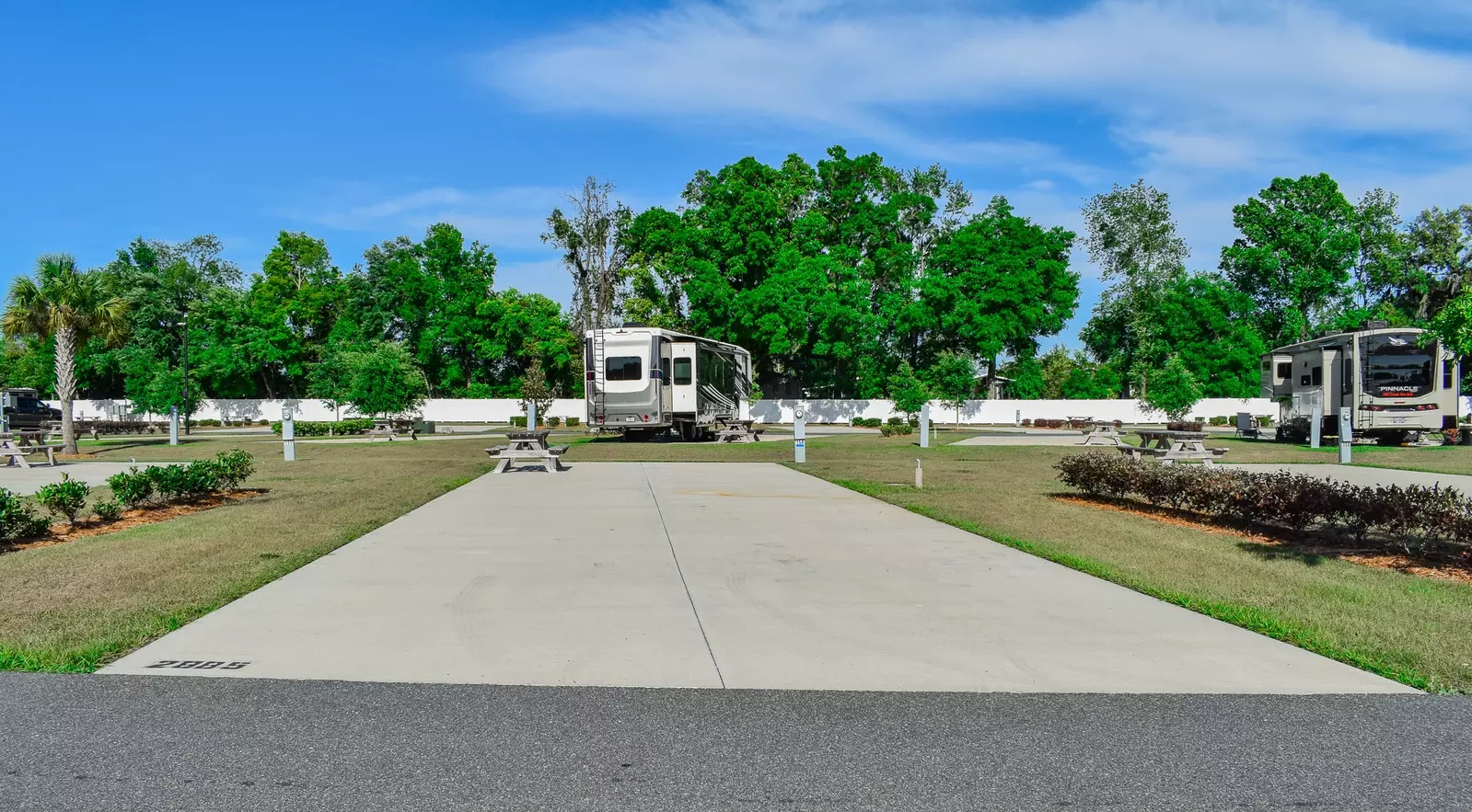 Deluxe Site CR 154
