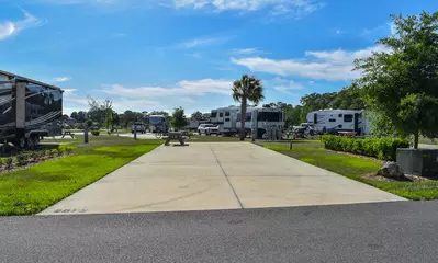 Deluxe Site CR 165