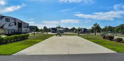 Deluxe Site CR 172