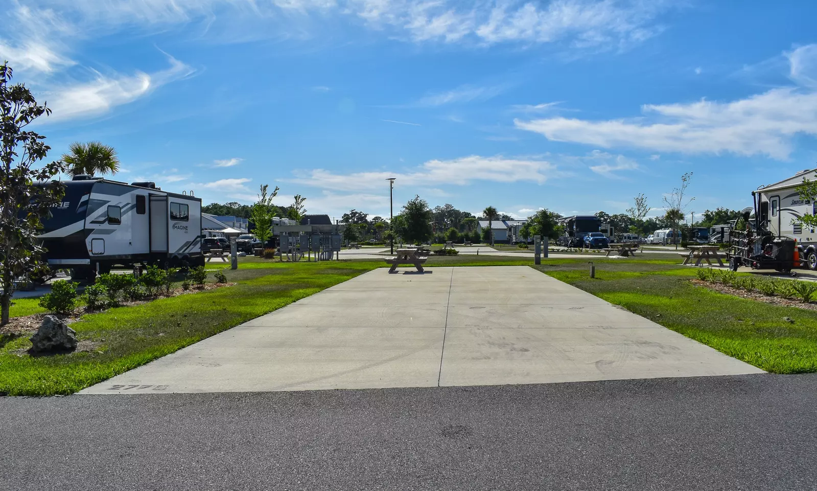 Deluxe Site CR 174