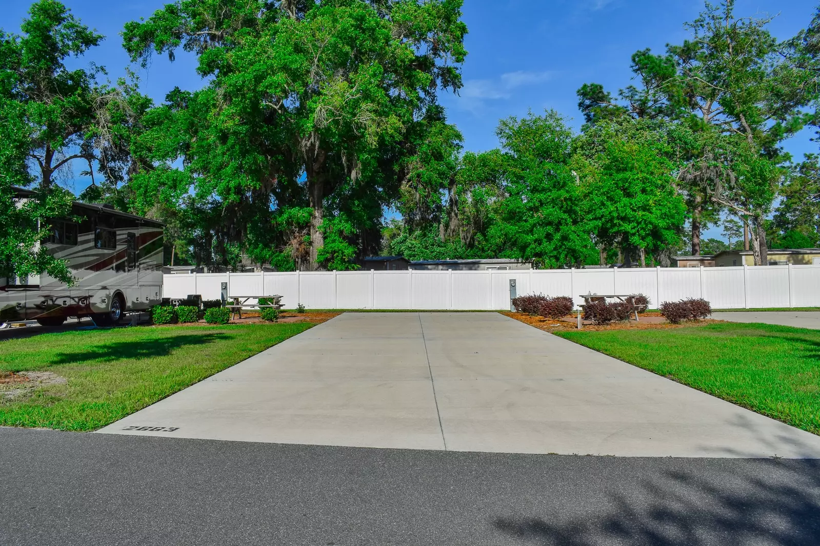 Premium Site CR 221