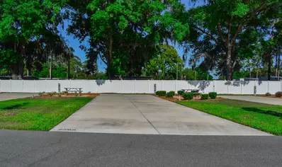 Premium Site CR 228