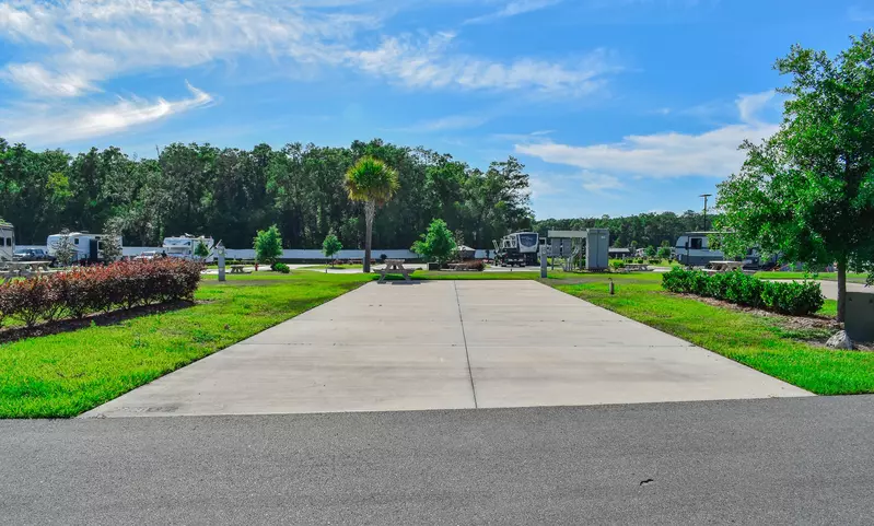 Deluxe Site CR 269
