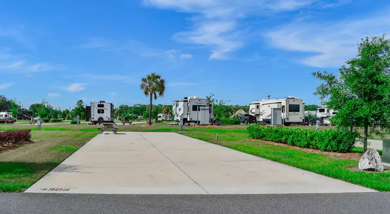 Deluxe Site CR 324