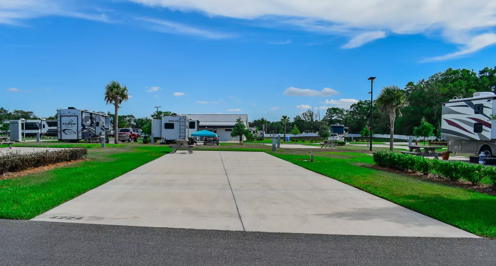 Deluxe Site CR 356