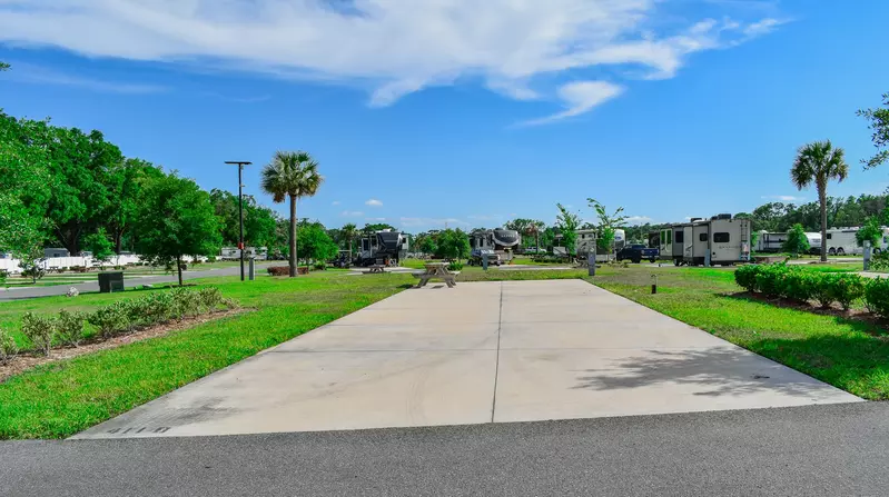 Deluxe Site CR 395