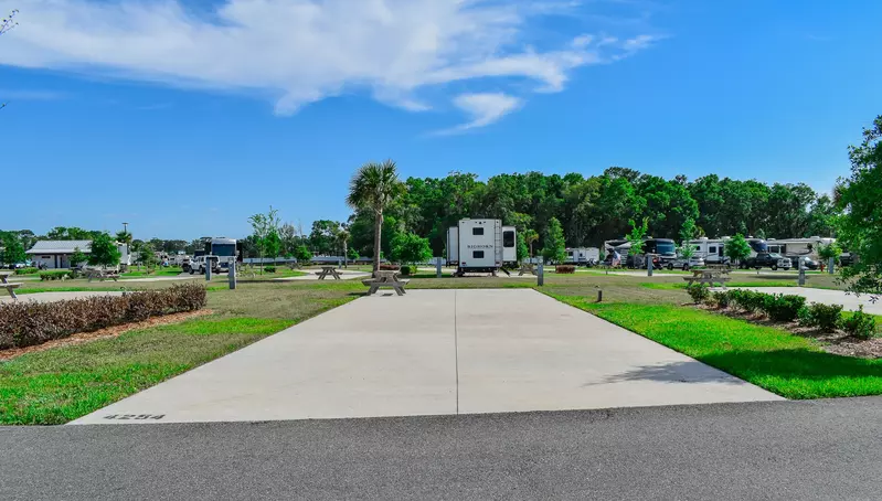 Deluxe Site CR 409