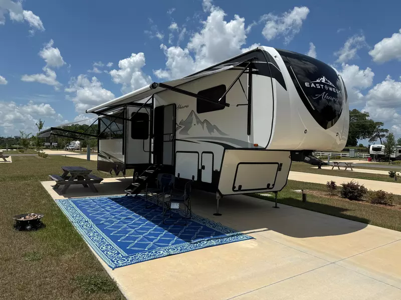 Deluxe Site CR 037