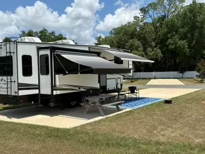 Deluxe Site CR 037